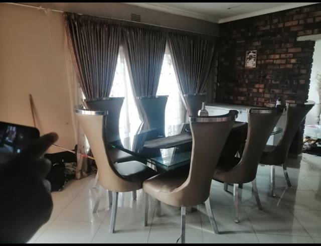 3 BEDROOM HOUSE FOR SALE IN BOKSBURG SOUTH
